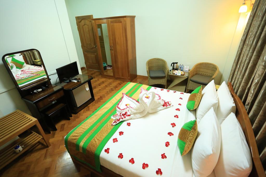 Great Feel Hotel Yangon Extérieur photo