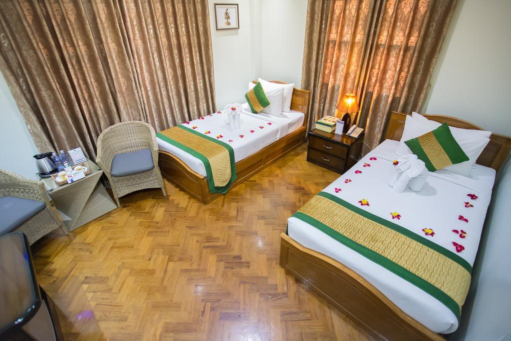 Great Feel Hotel Yangon Extérieur photo